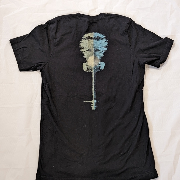 Shawn Mendes Concert Shirt - Picture 2 of 2